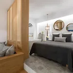 Athina And Apartment