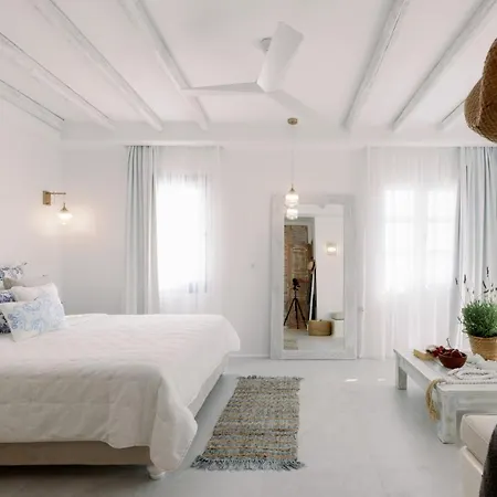 Athina And Apartment