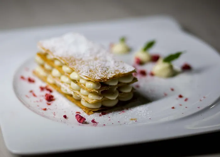 Athina And Apartment *