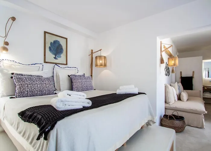 Athina And Plaka (Naxos)